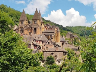 CONQUES ET LE CHEMIN DES VIGNES-aveyron