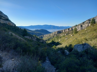 ALLAUCH LES CLAOUS - PLAN DE LA REINE - VALLON DE PRECATORI - PAS DEI MENOUN-bouches-du-rhone