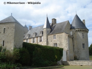 COLOMBIèRES - MARAIS DE L’ESQUE ET CHâTEAU DE COLOMBIèRES