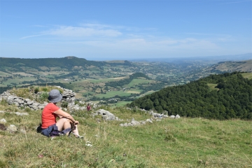 CANTAL – LE CLAUX – PUY DE NIERMONT ET COL DE SERRE-cantal