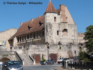 NéRAC - DU MOULIN DES TOURS AU CHâTEAU HENRI IV-lot-et-garonne