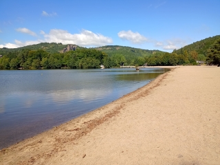 CHAMBON SUR LAC 63 - TOUR DU LAC CHAMBON-puy-de-dome