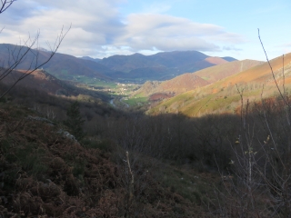 BOUCLE DEPUIS LE MONUMENT DE LATSAGA, PRèS DE BIDARRAY-basque