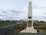 COURCEBOEUFS - CIRCUIT DU MONUMENT AUX MORTS-sarthe