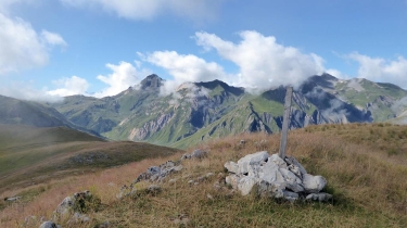 POINTE DE LA FENêTRE (2268 M).-savoie