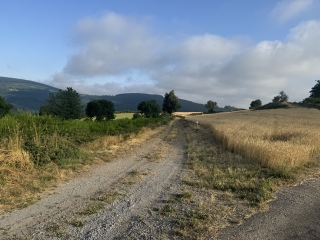 NAGES - ENTRE LAC ET CHÂTEAU-tarn